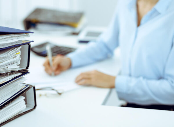 Kto może ogłosić upadłość konsumencką i co trzeba wiedzieć przed złożeniem wniosku?